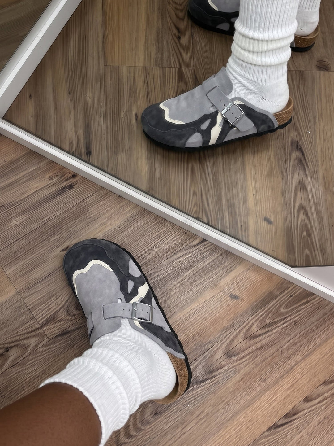 Harper Wavy Clogs