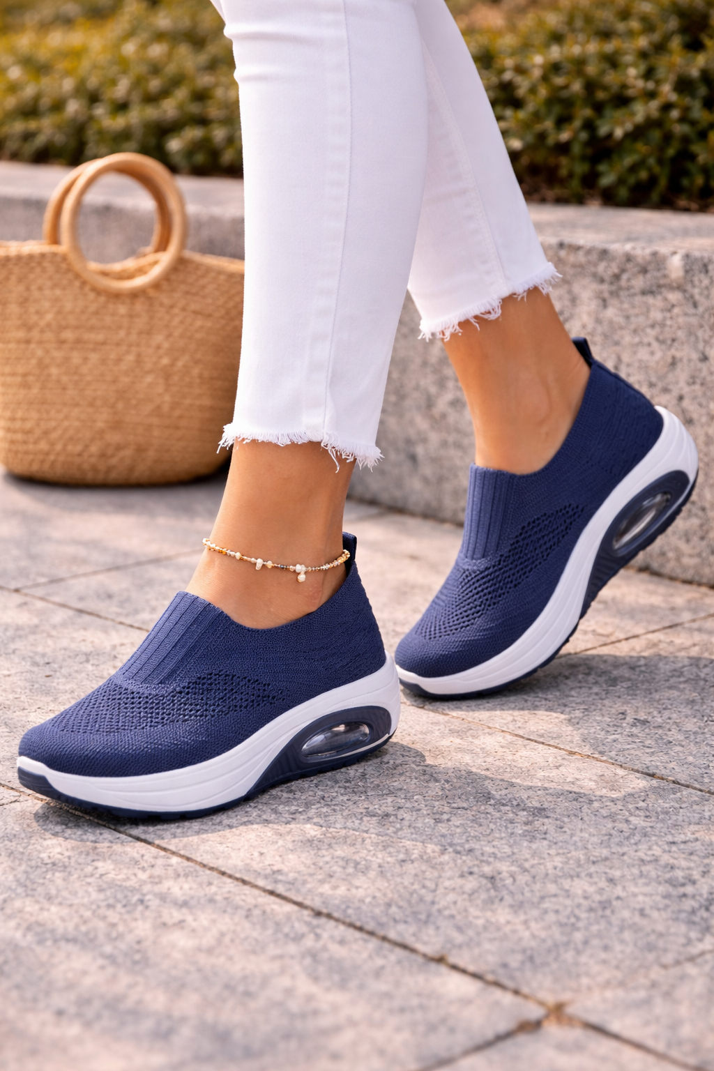 Indi | Slip-On Walking Shoes