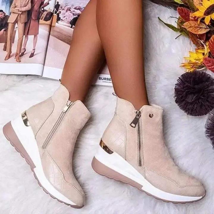 Quinn | Mid-Top Sneakers