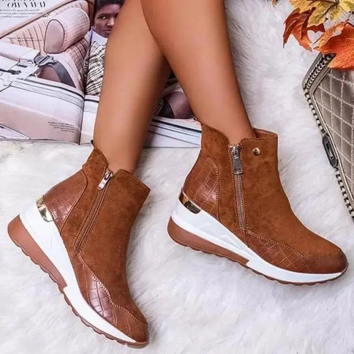 Quinn | Mid-Top Sneakers