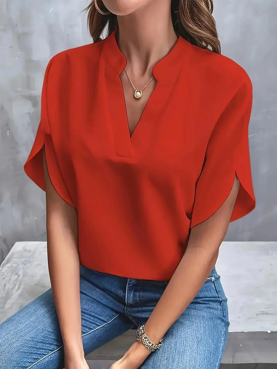 Talia™ | Sophisticated Blouse with Tailored Design